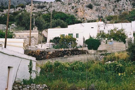 Lindos2002-F5-17
