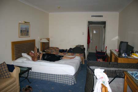 Side2005_038