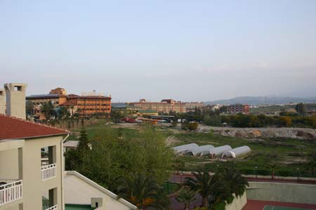 Side2005_041